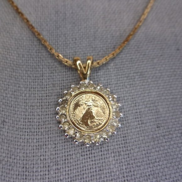 Gold Faux Coin Pendant Necklace 18" L - Picture 1 of 8
